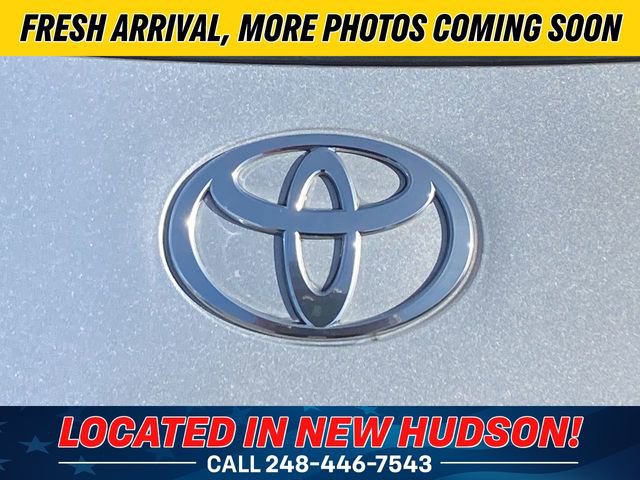 Used 2024 Toyota Prius LE image 28