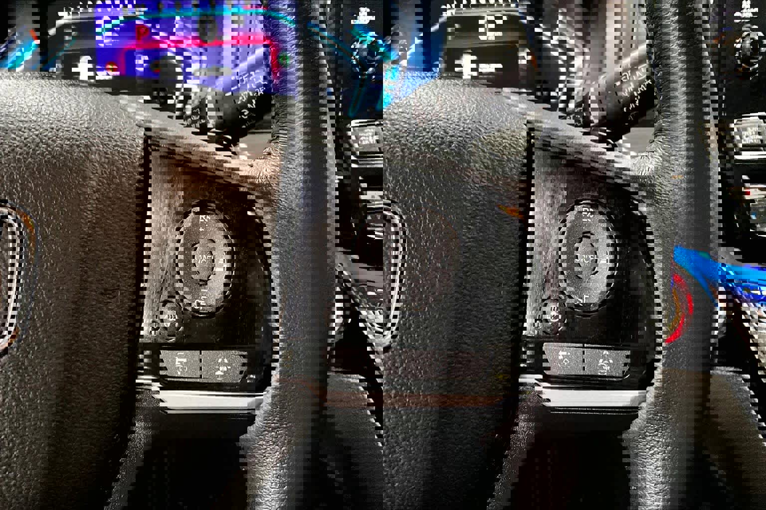 Used 2023 Honda Odyssey Elite image 23