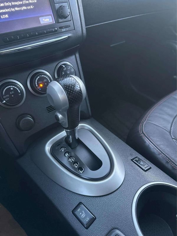 Used 2013 Nissan Rogue SL image 25