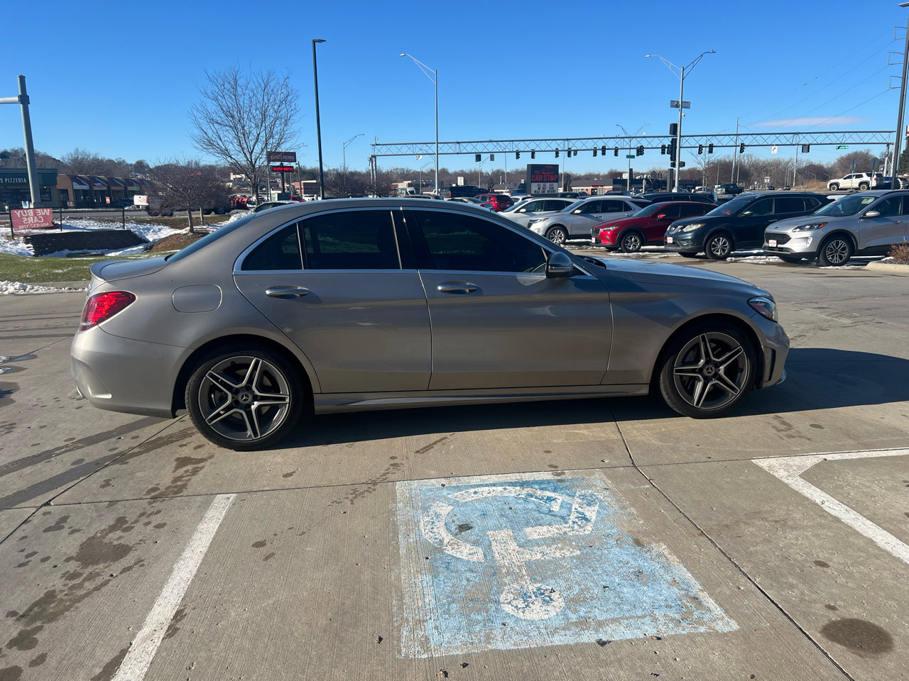 Used 2020 Mercedes-Benz C 300 C 300 4MATIC Sedan image 5