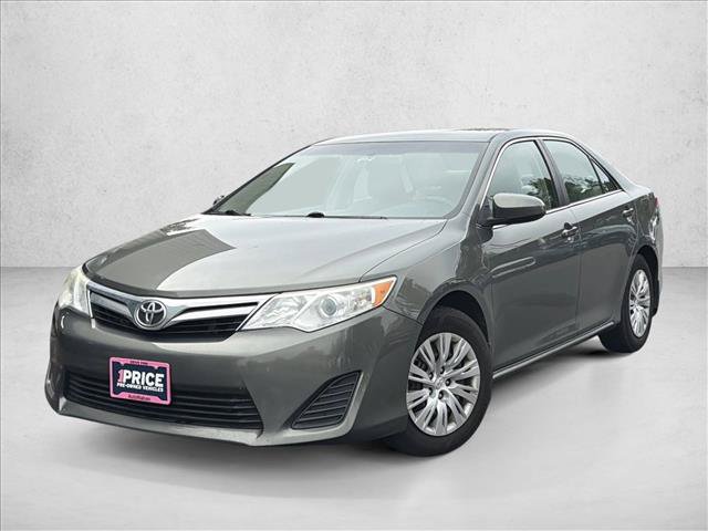 Used 2014 Toyota Camry LE FWD image 5