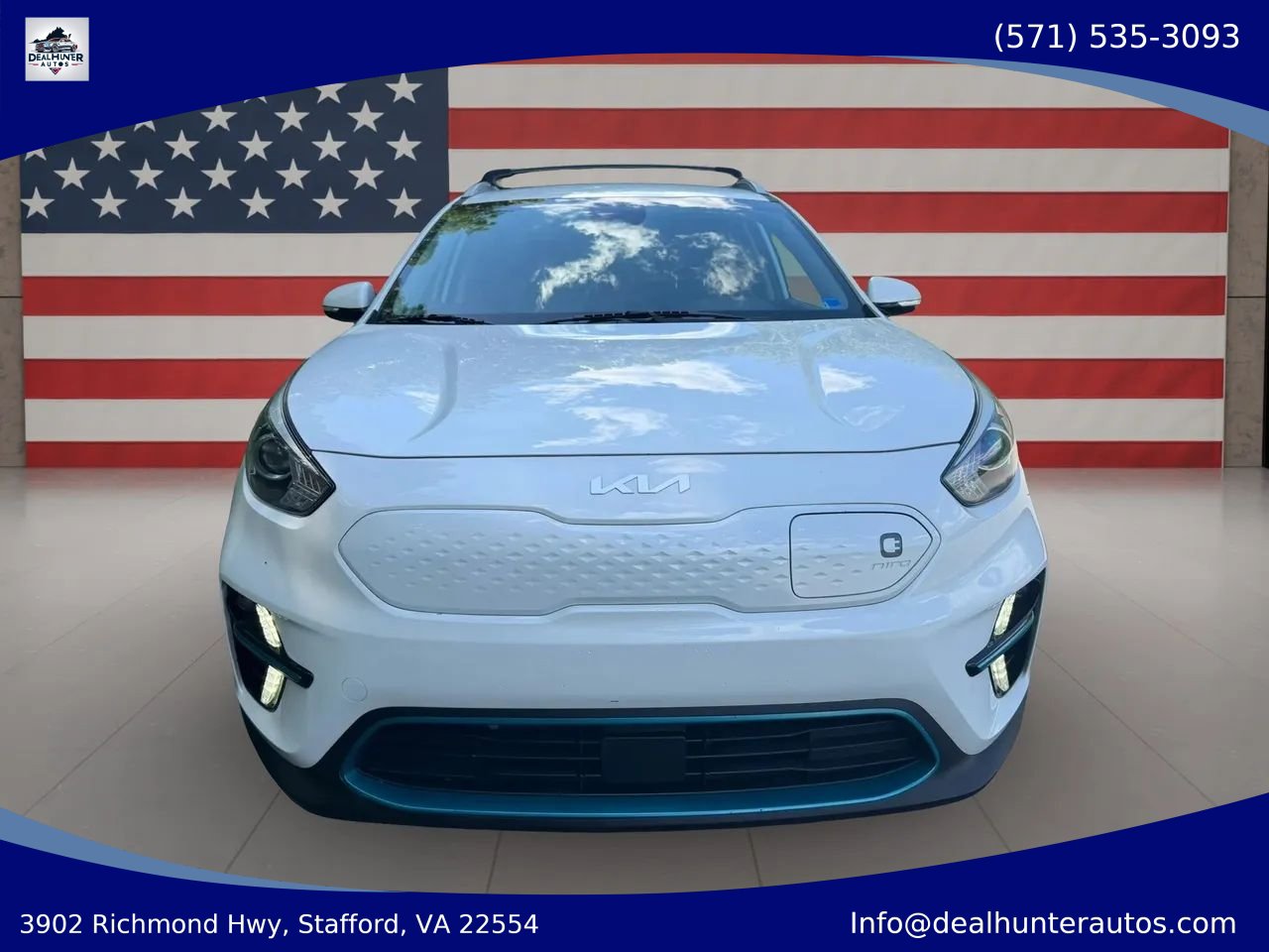 Used 2022 Kia Niro EX w/ Cold Weather Package FWD image 2