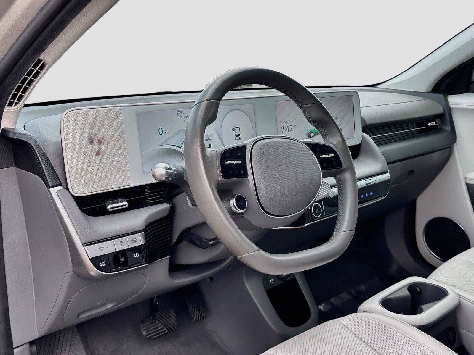 Used 2023 Hyundai Ioniq 5 SEL w/ Cargo Package RWD image 9