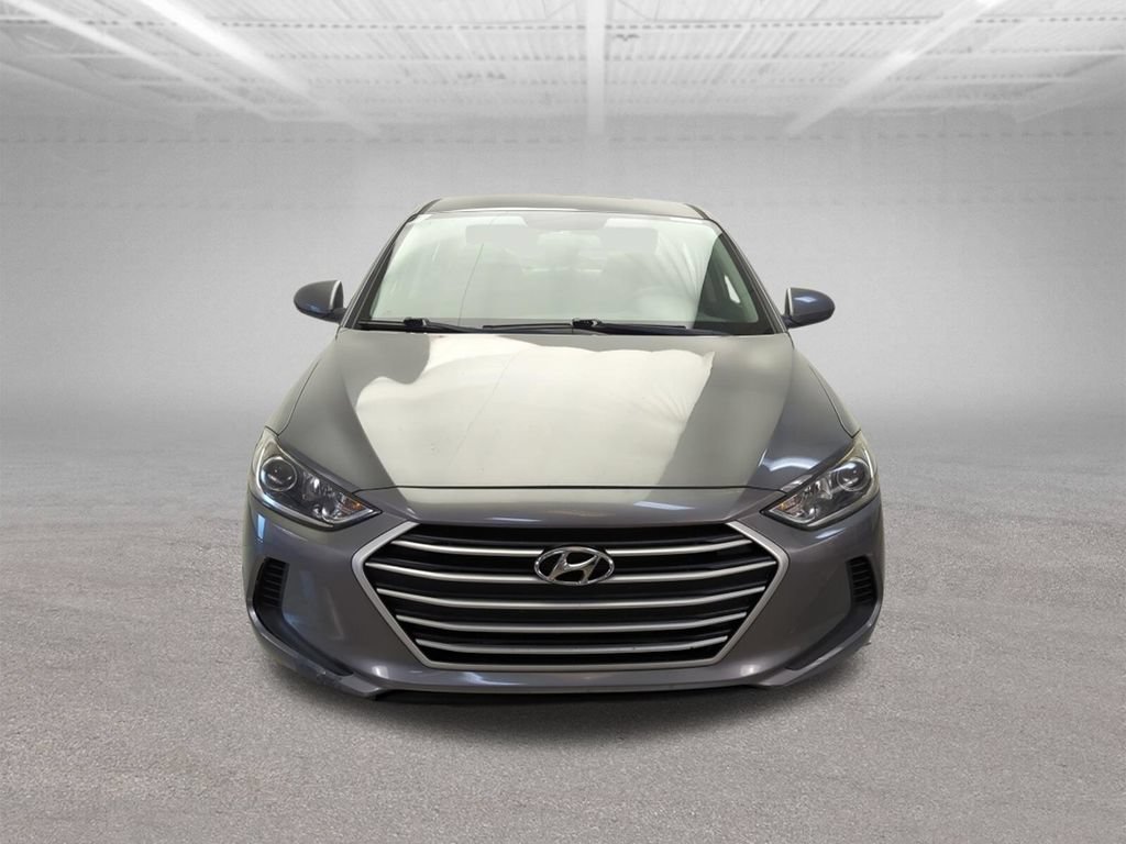 Used 2018 Hyundai Elantra SE FWD image 11