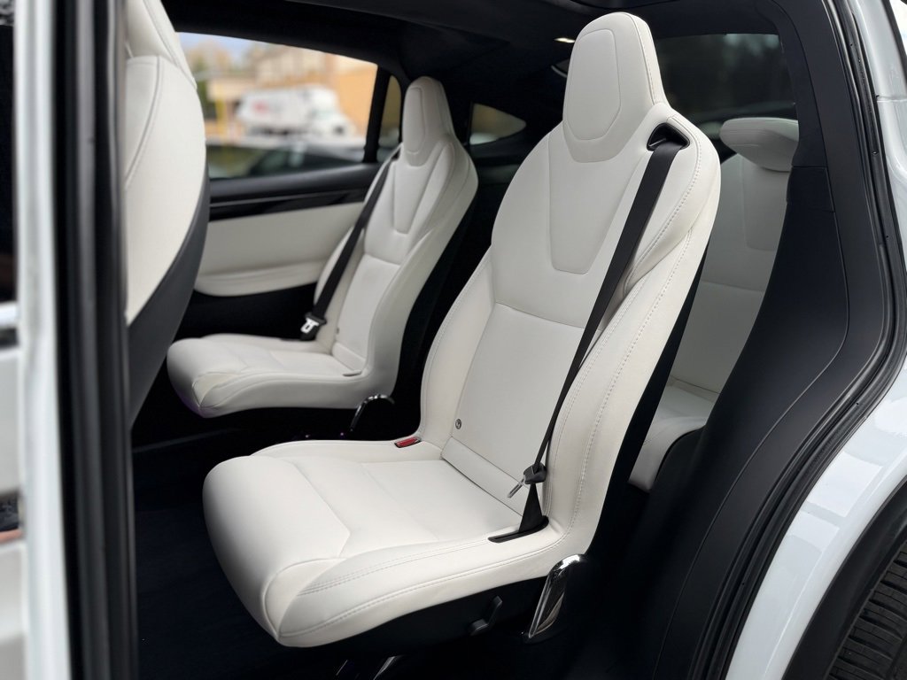 Used 2020 Tesla Model X Long Range image 29