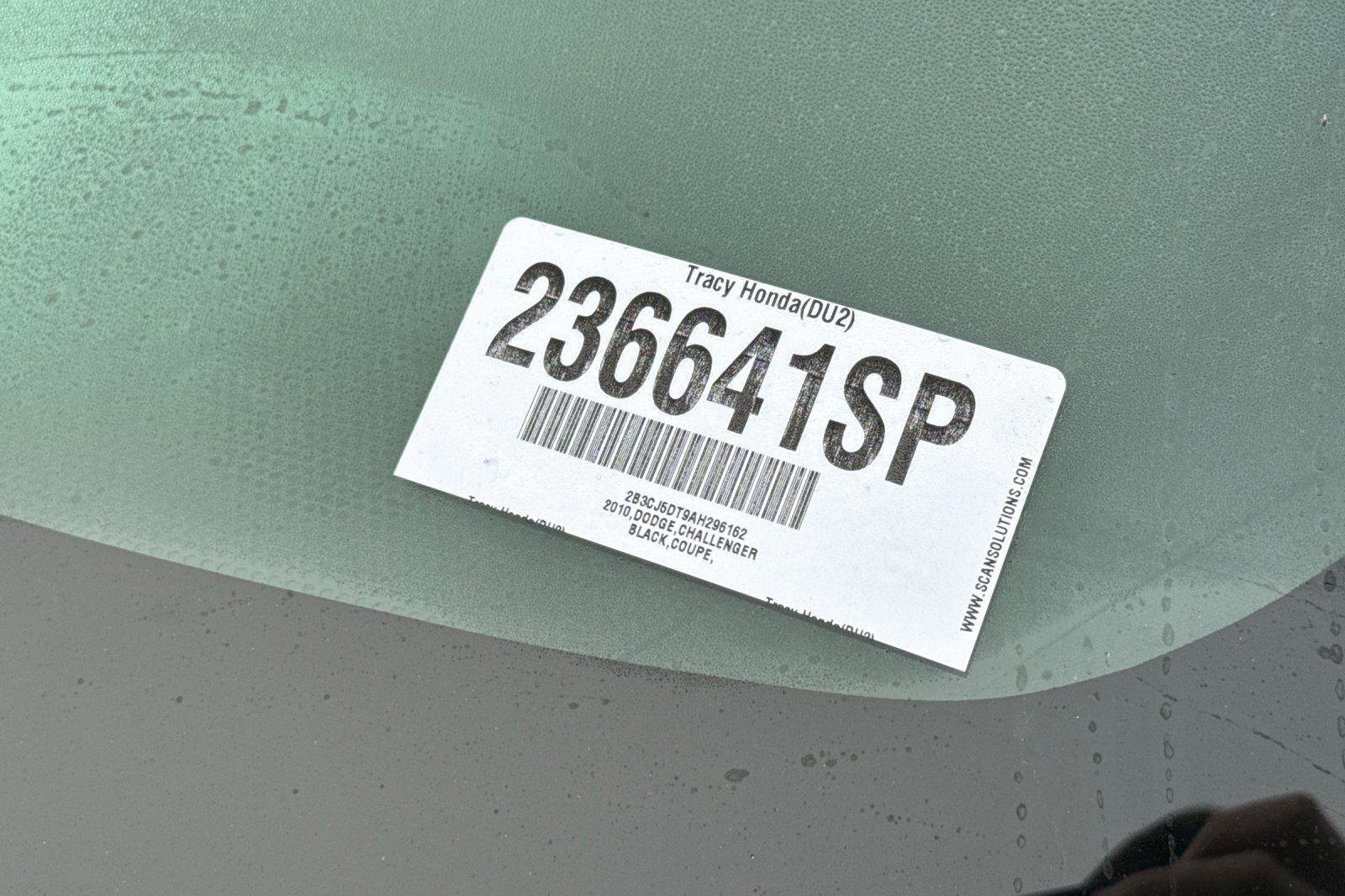 Used 2010 Dodge Challenger R/T w/ Mopar 10 Pkg image 3