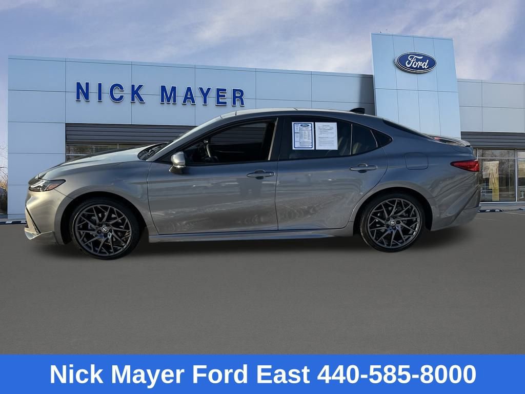 Used 2025 Toyota Camry XSE image 4