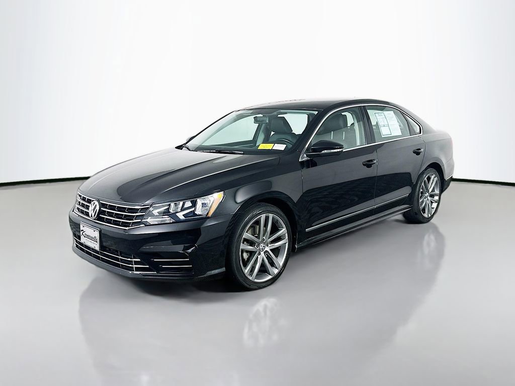 Used 2016 Volkswagen Passat 1.8T R-Line image 3