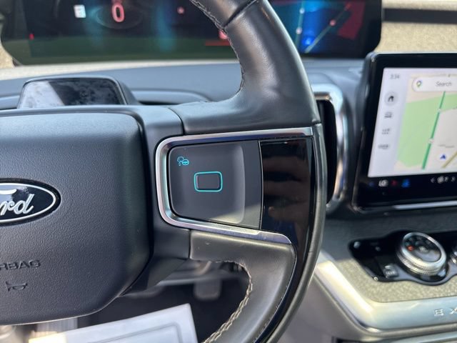Used 2025 Ford Expedition Tremor AWD/4WD image 24