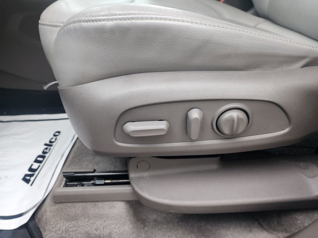 Used 2018 Chevrolet Traverse LT w/ LPO, Floor Liner Package image 34