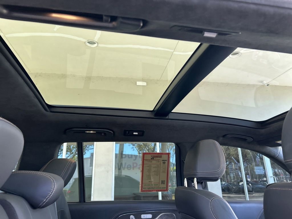 Used 2024 Mercedes-Benz GLS 63 AMG 4MATIC image 35