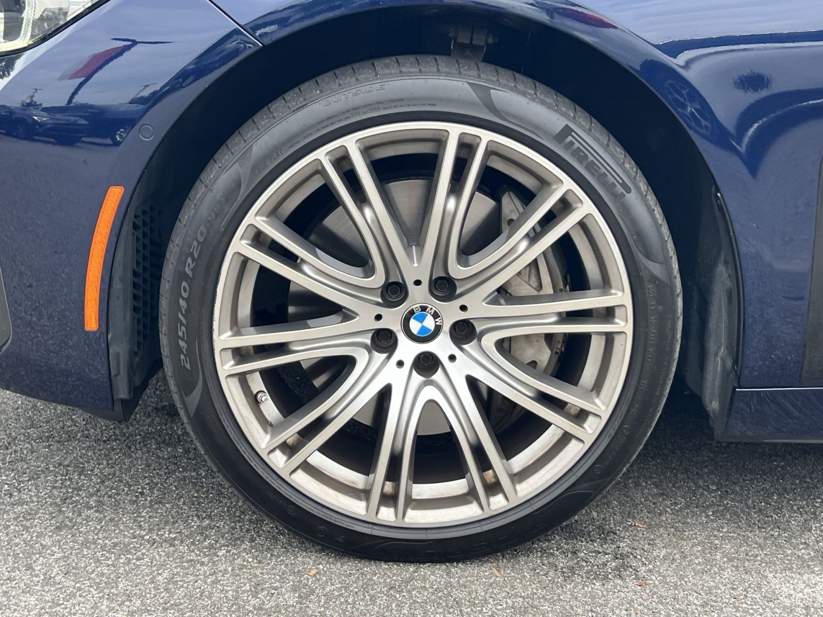 Used 2022 BMW 750i xDrive w/ Executive Package AWD/4WD image 12