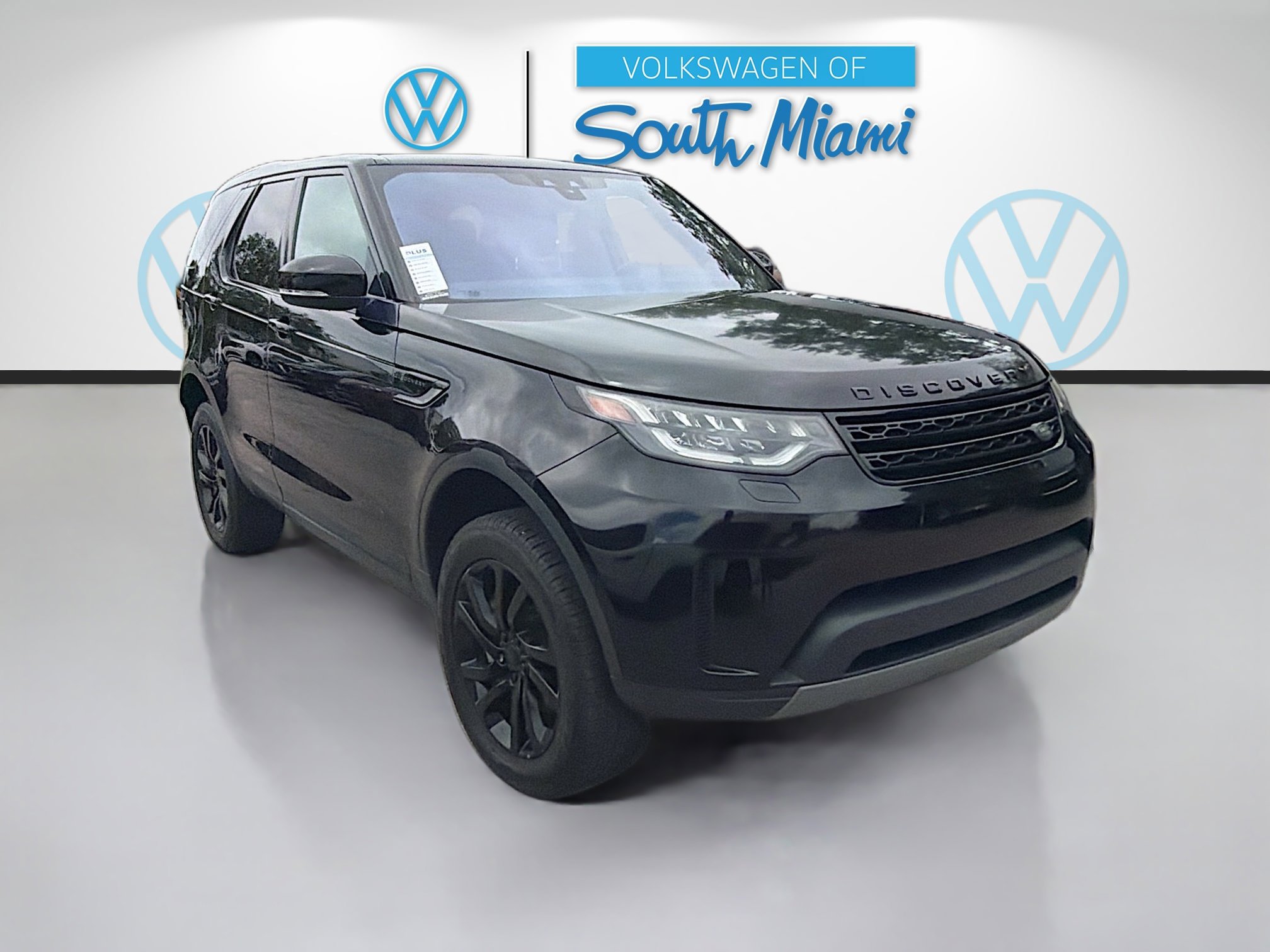 Used 2018 Land Rover Discovery HSE image 1