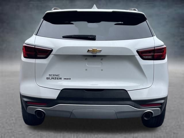 Used 2025 Chevrolet Blazer LT image 21