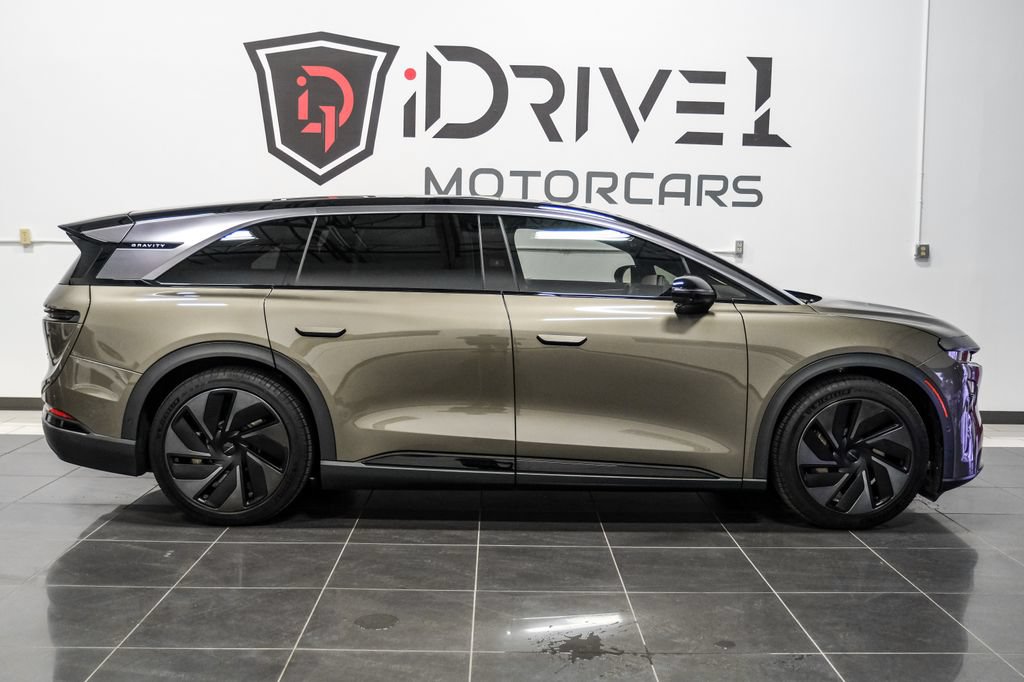 Used 2026 Lucid Gravity Grand Touring AWD/4WD image 8