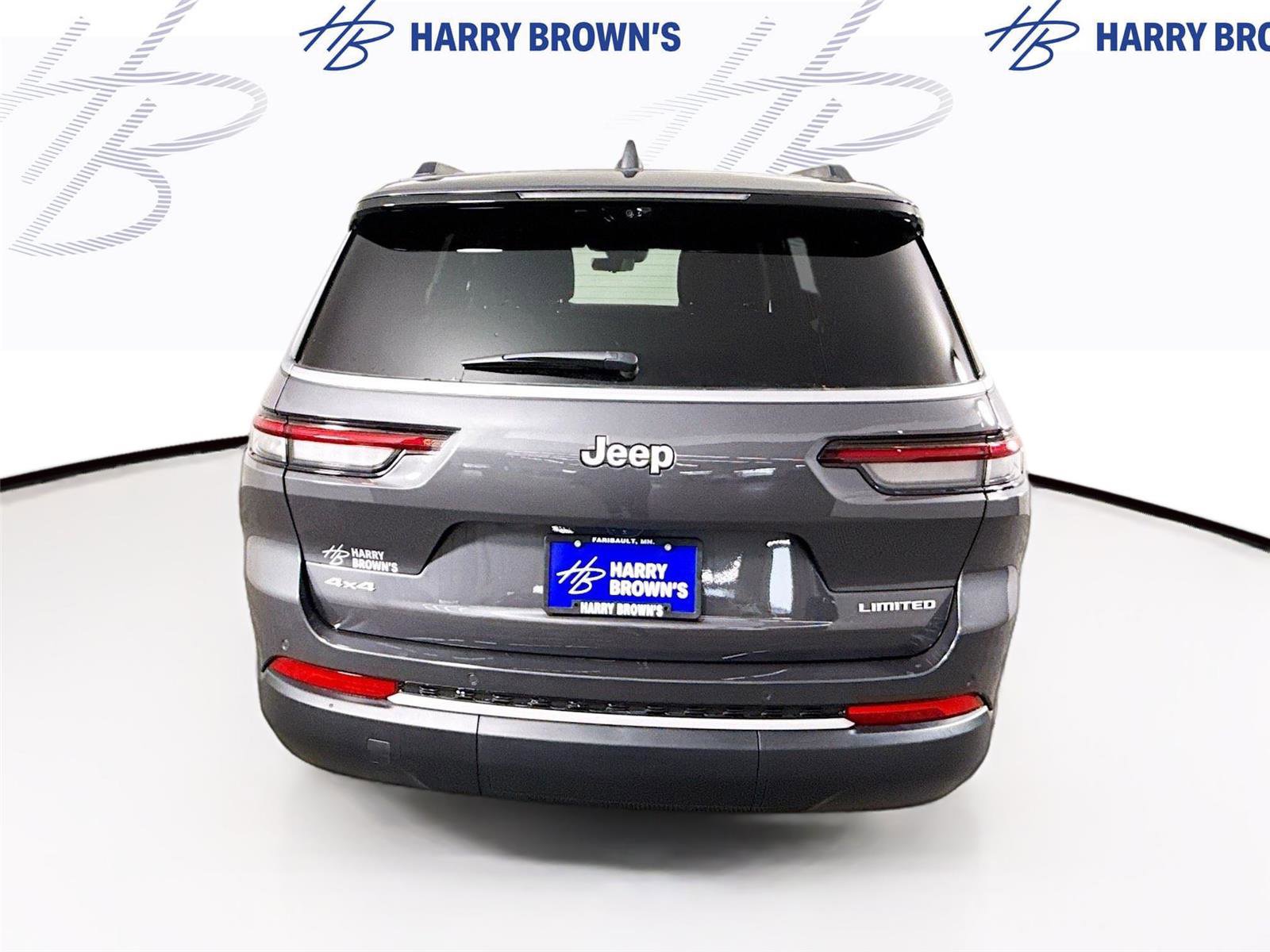 New 2026 Jeep Grand Cherokee L Limited w/ Luxury Tech Group II image 33