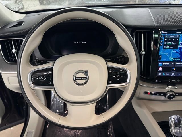 Certified 2023 Volvo XC60 B5 Ultimate image 16