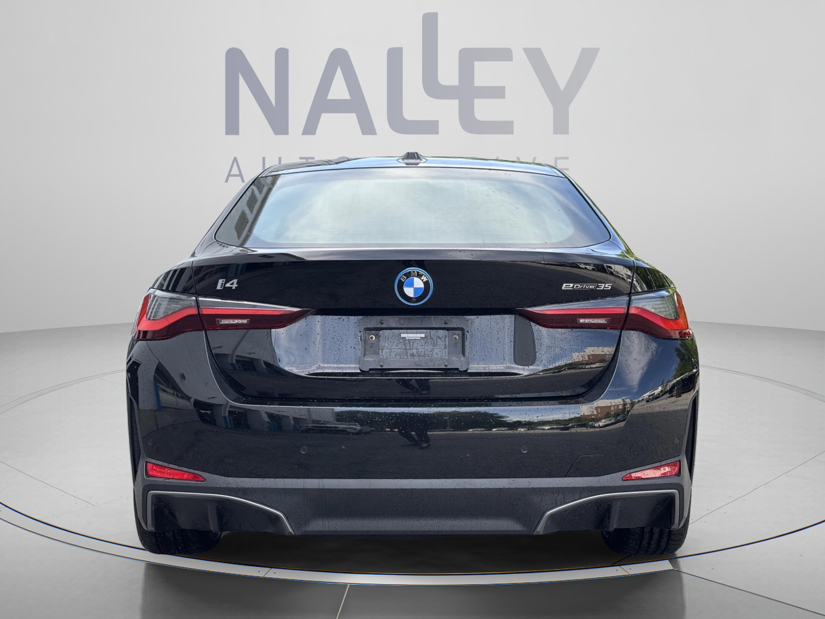 Used 2023 BMW i4 eDrive35 w/ Premium Package RWD image 5