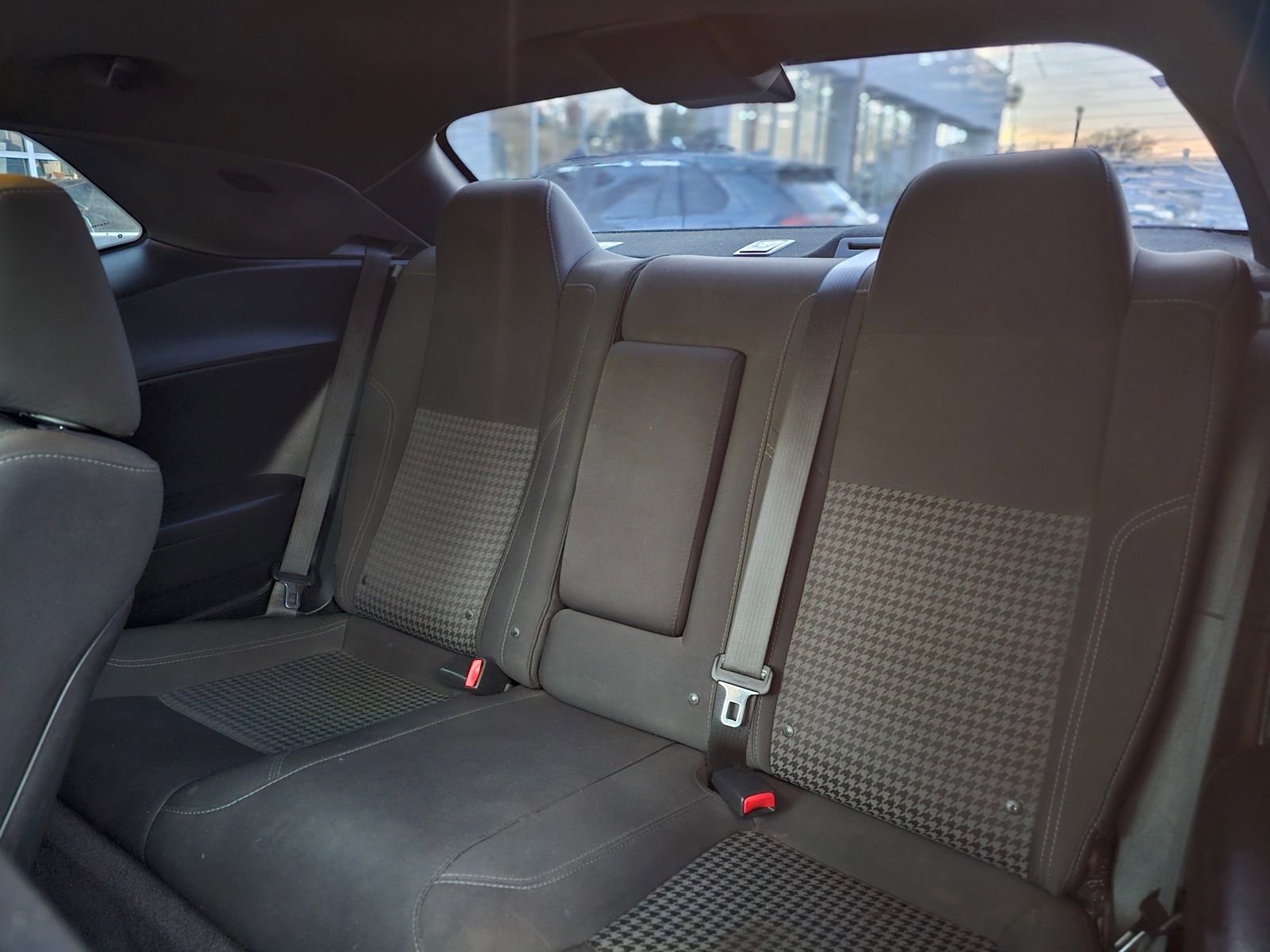 Used 2018 Dodge Challenger R/T image 24