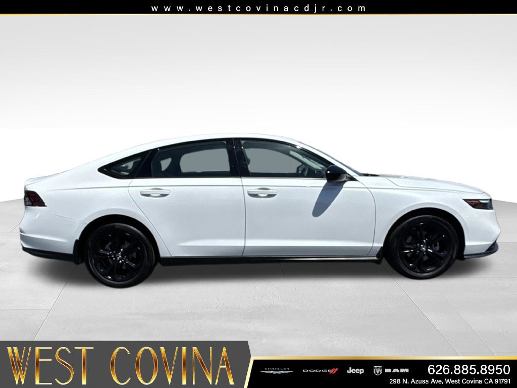Used 2025 Honda Accord SE image 12