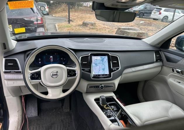 Used 2023 Volvo XC90 B6 Plus w/ Protection Package Premier image 5