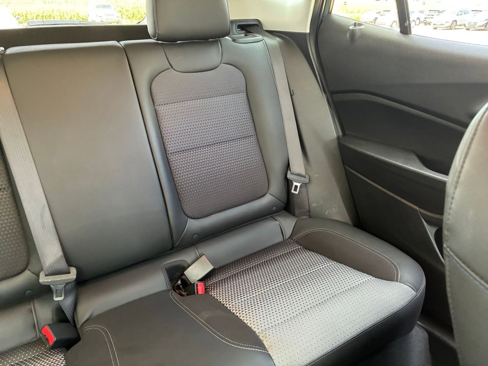 Used 2025 Chevrolet Trax LT image 36