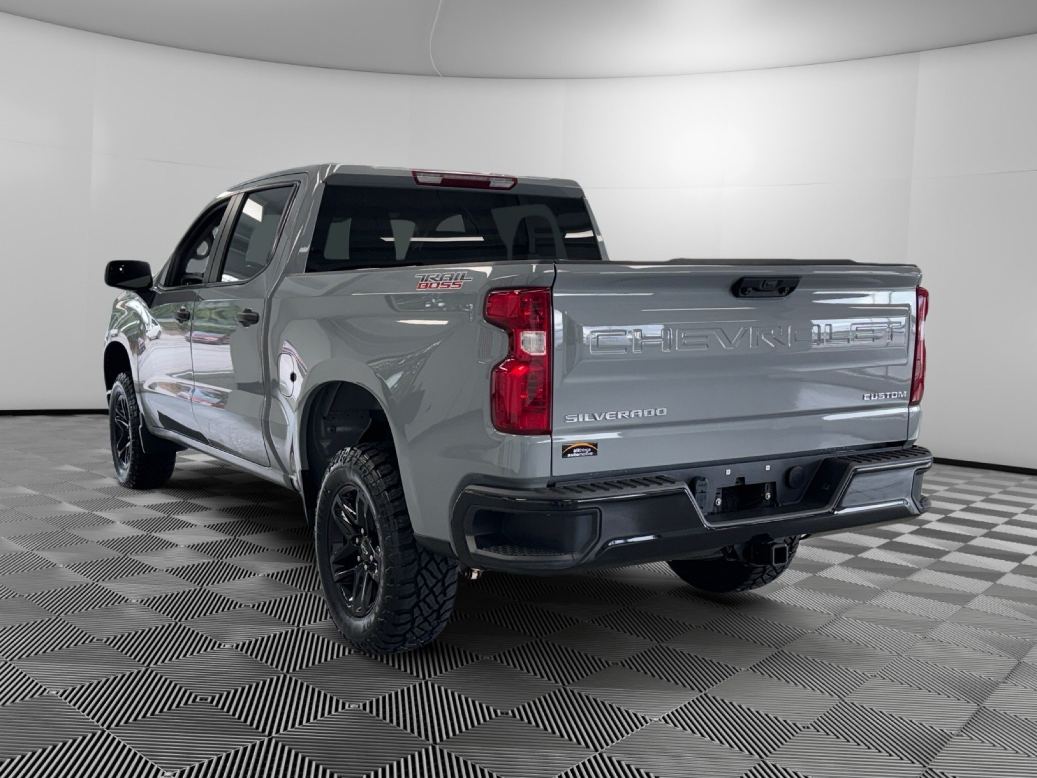 Used 2024 Chevrolet Silverado 1500 Custom Trail Boss AWD/4WD image 6