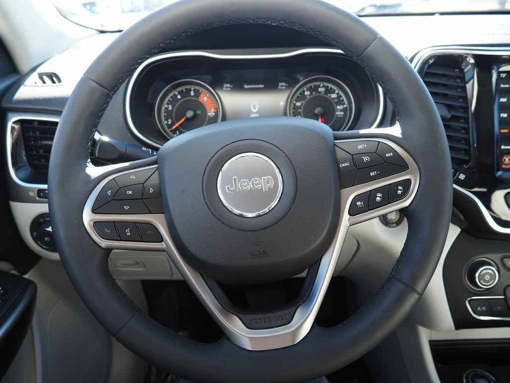 Used 2022 Jeep Cherokee Limited image 16