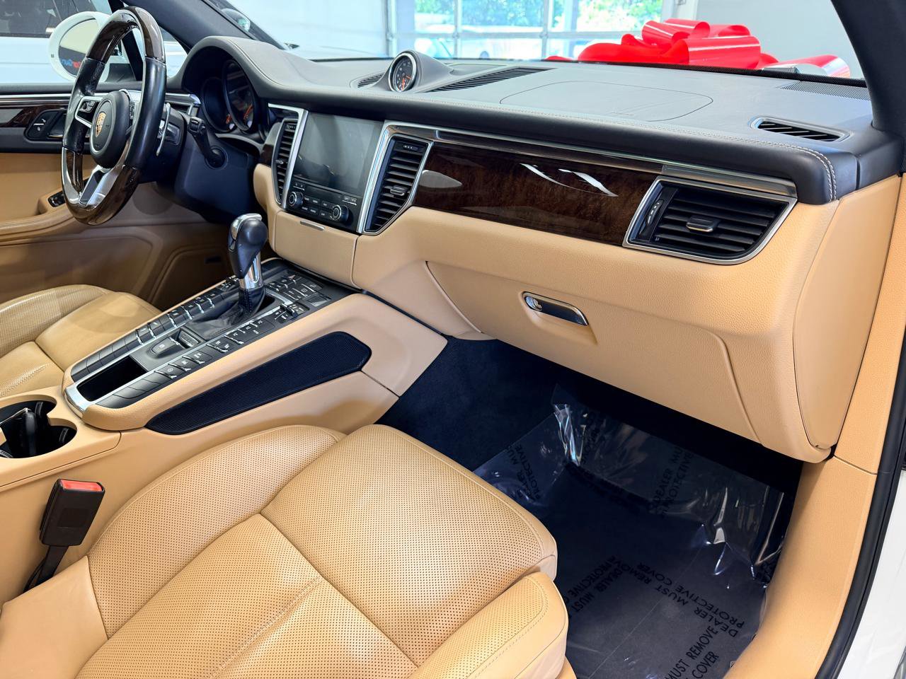 Used 2017 Porsche Macan S AWD/4WD image 29