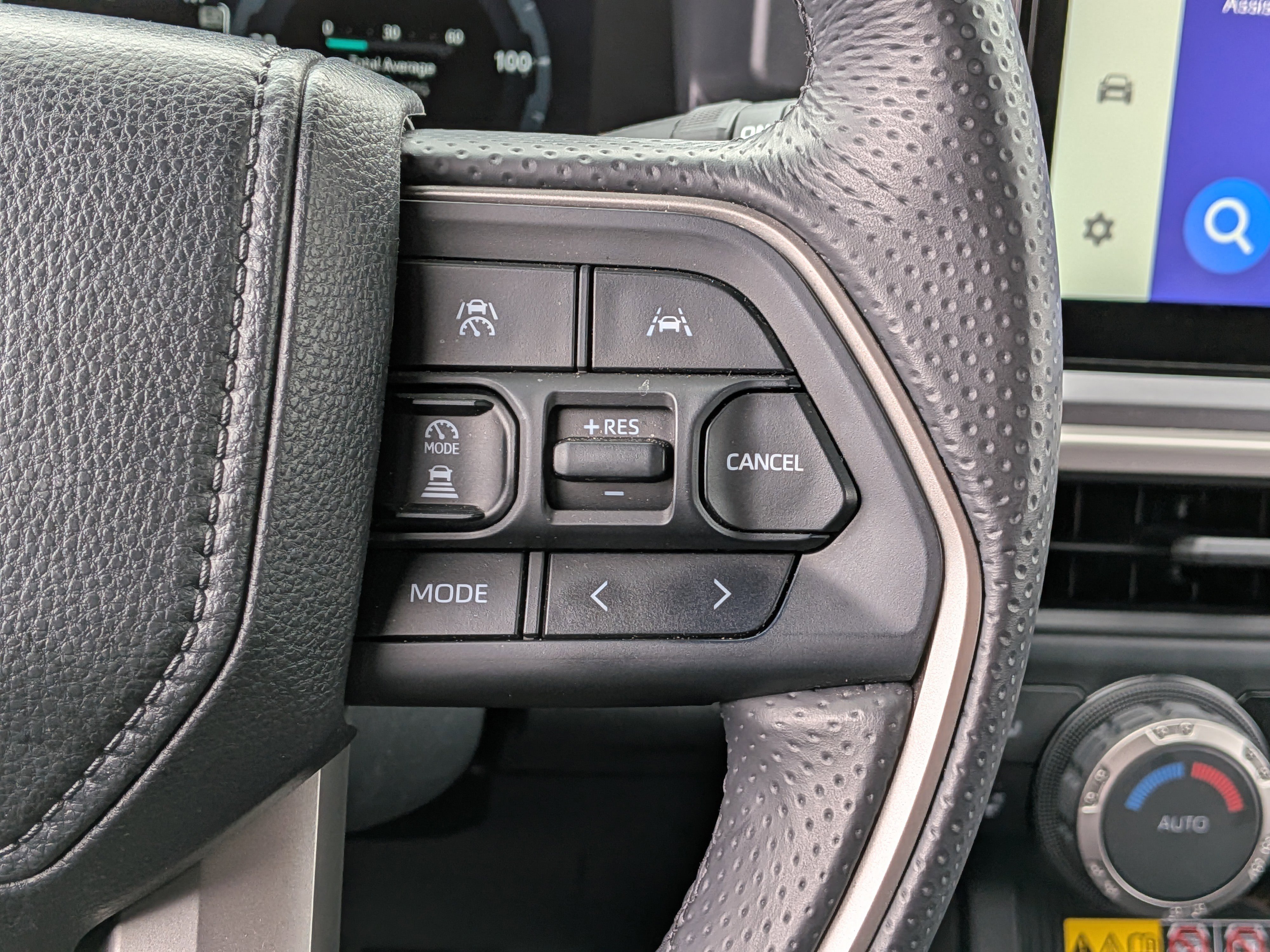 Certified 2025 Toyota 4Runner TRD Off-Road Premium image 27