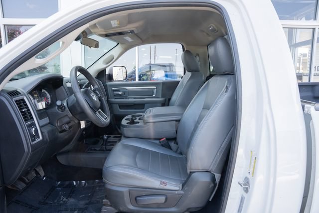 Used 2018 RAM 3500 Tradesman w/ Chrome Appearance Group AWD/4WD image 22