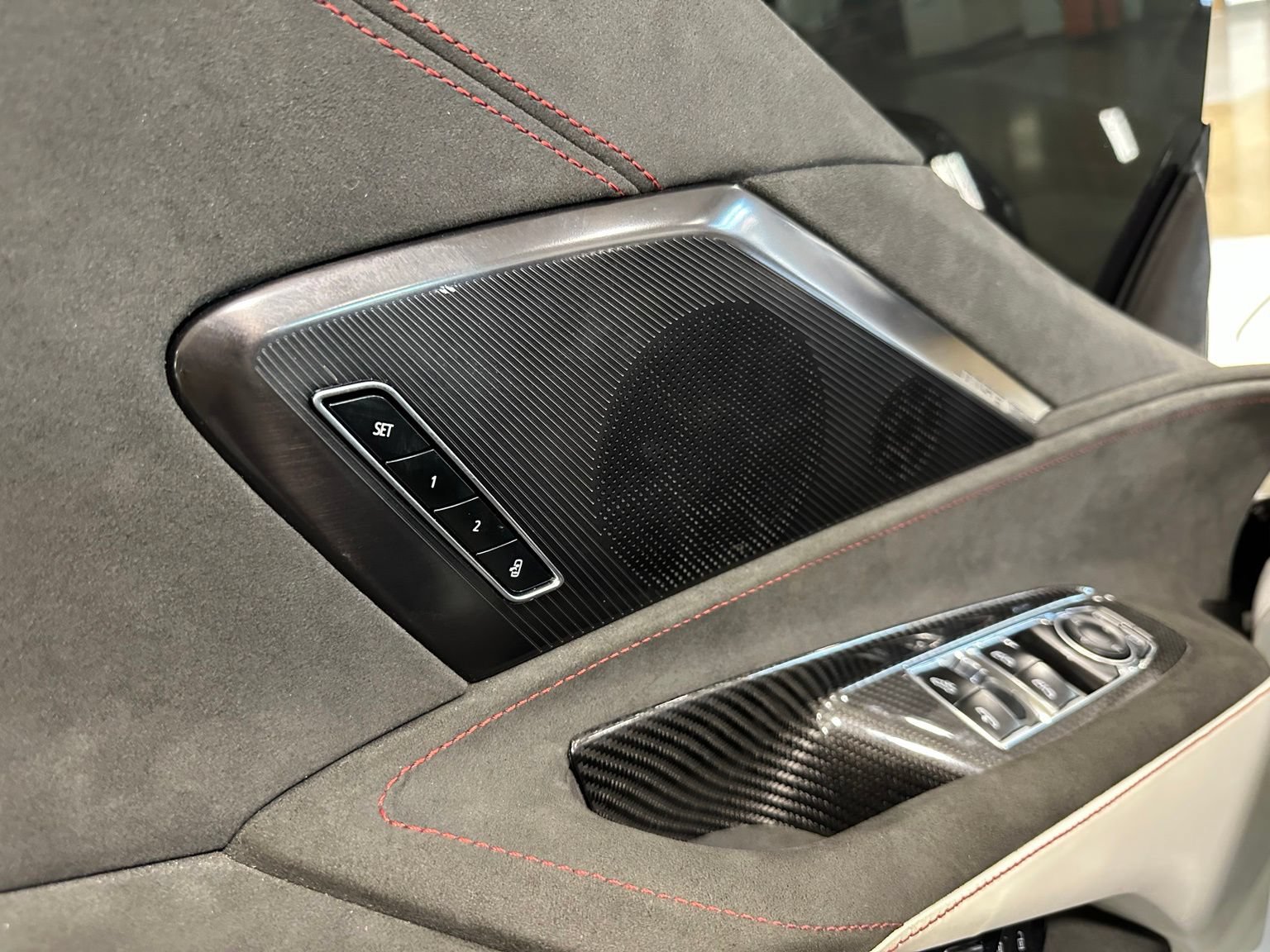 Used 2023 Chevrolet Corvette Stingray Premium Conv w/ Z51 Performance Package RWD image 18