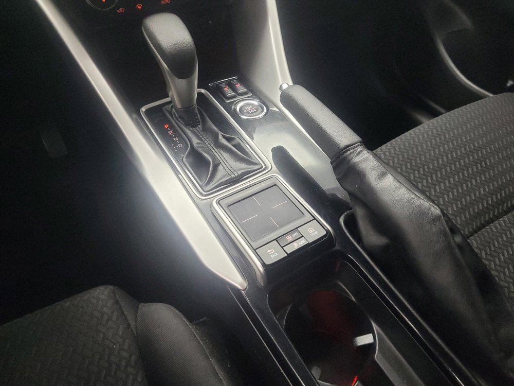 Used 2020 Mitsubishi Eclipse Cross LE AWD/4WD image 26