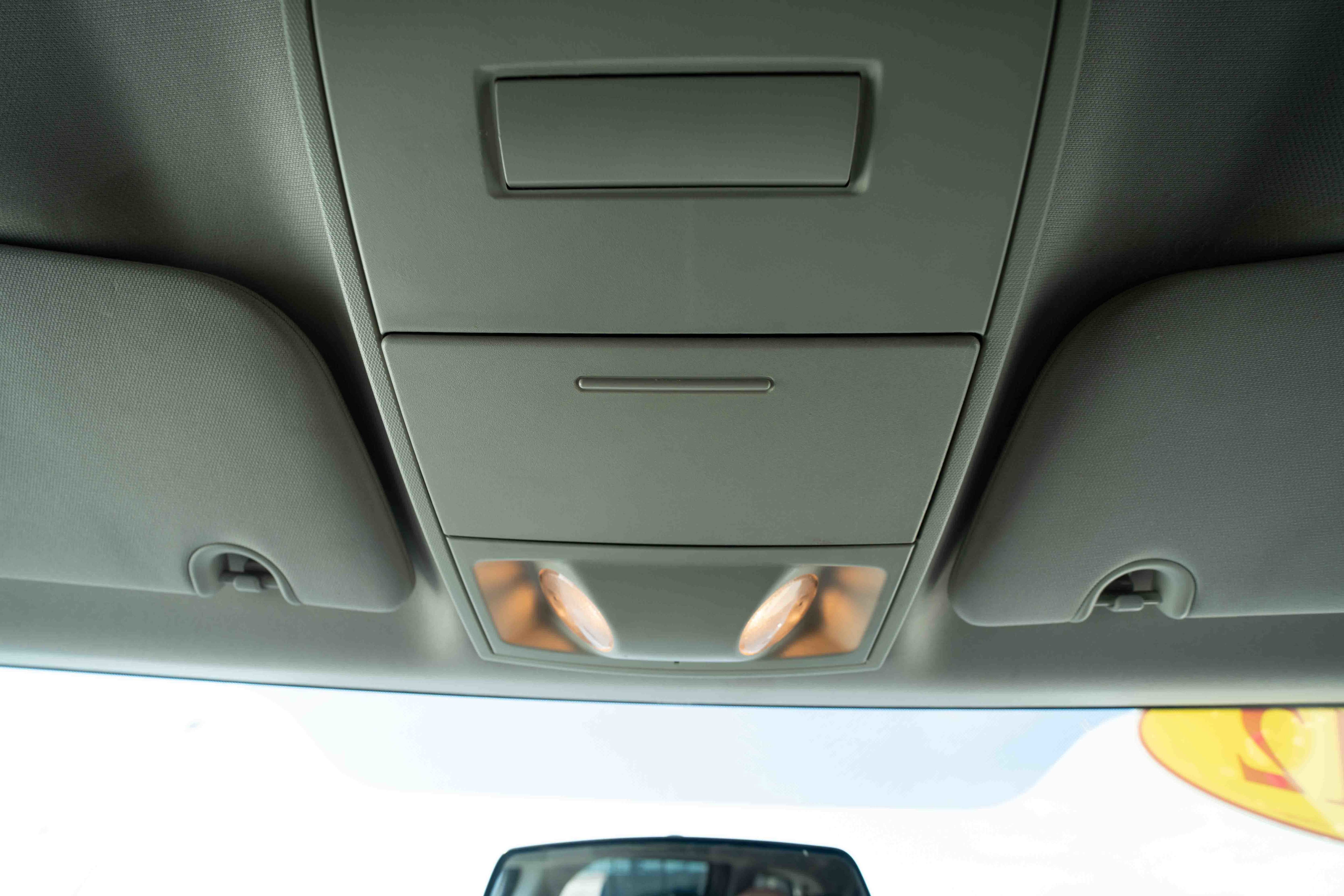 Used 2012 Dodge Grand Caravan SE image 17