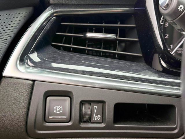 Used 2023 Cadillac XT5 Premium Luxury w/ LPO, Floor Liner Package FWD image 22