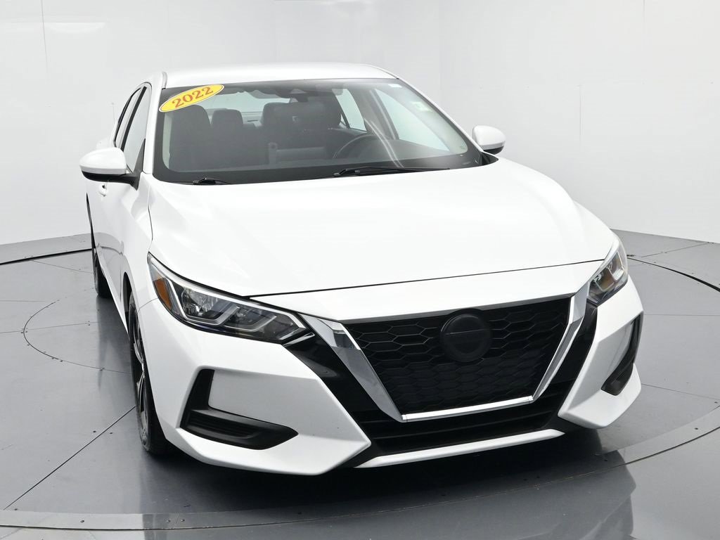 Used 2022 Nissan Sentra SV image 2
