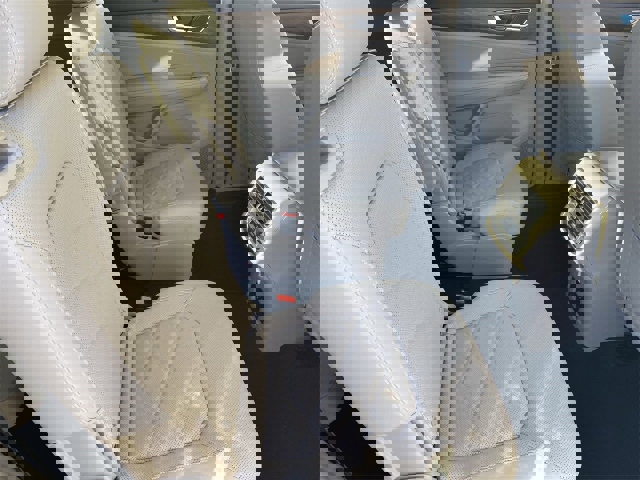 New 2026 Volkswagen Atlas SE image 9