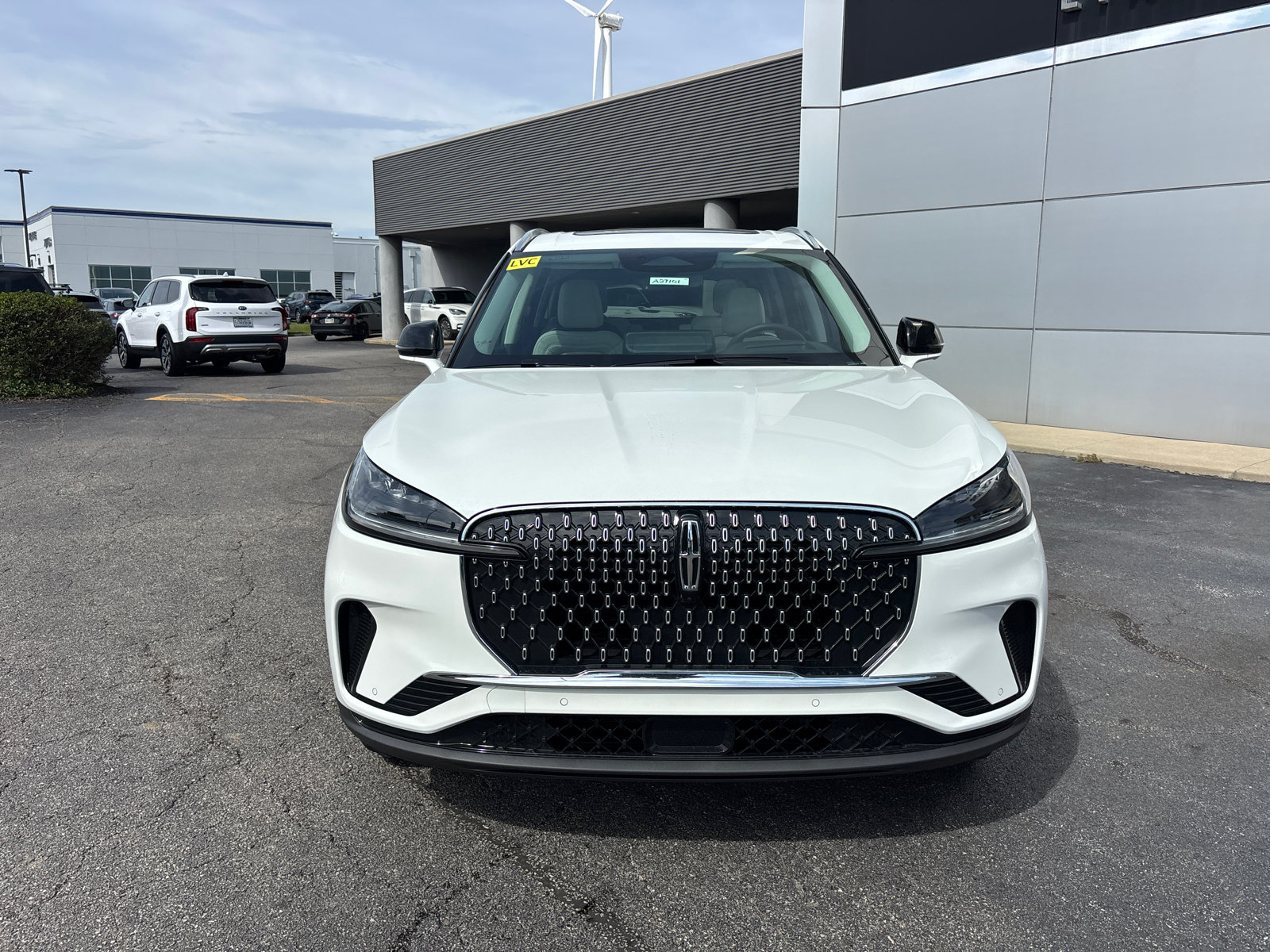 New 2027 Lincoln Aviator Reserve AWD/4WD image 2