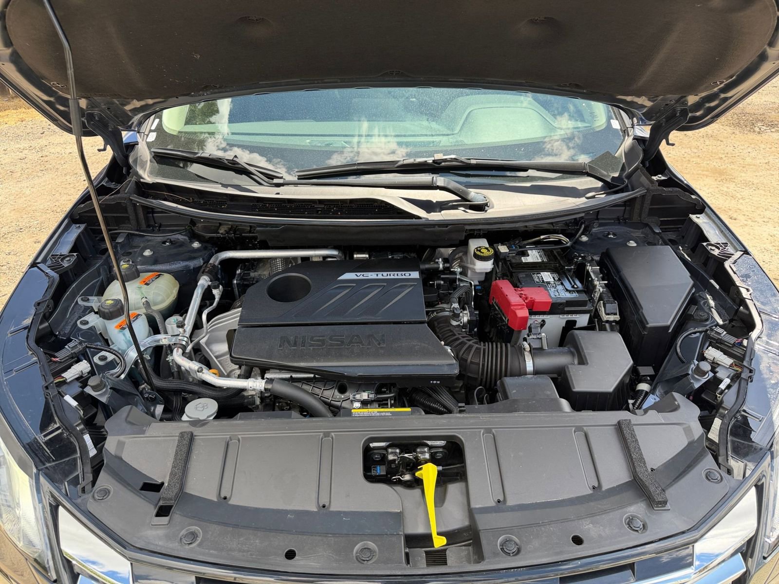 Used 2025 Nissan Rogue SV FWD image 34