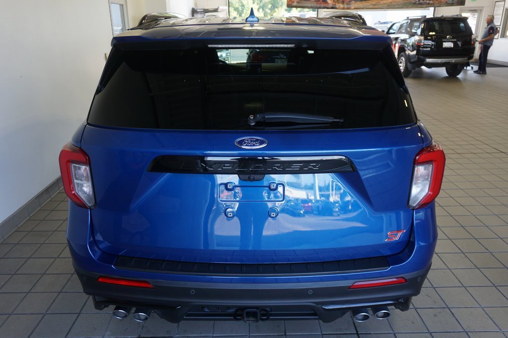 Used 2020 Ford Explorer ST w/ Premium Technology Package image 17