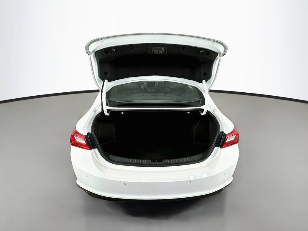 Used 2024 Chevrolet Malibu LS w/ Driver Confidence Package FWD image 27