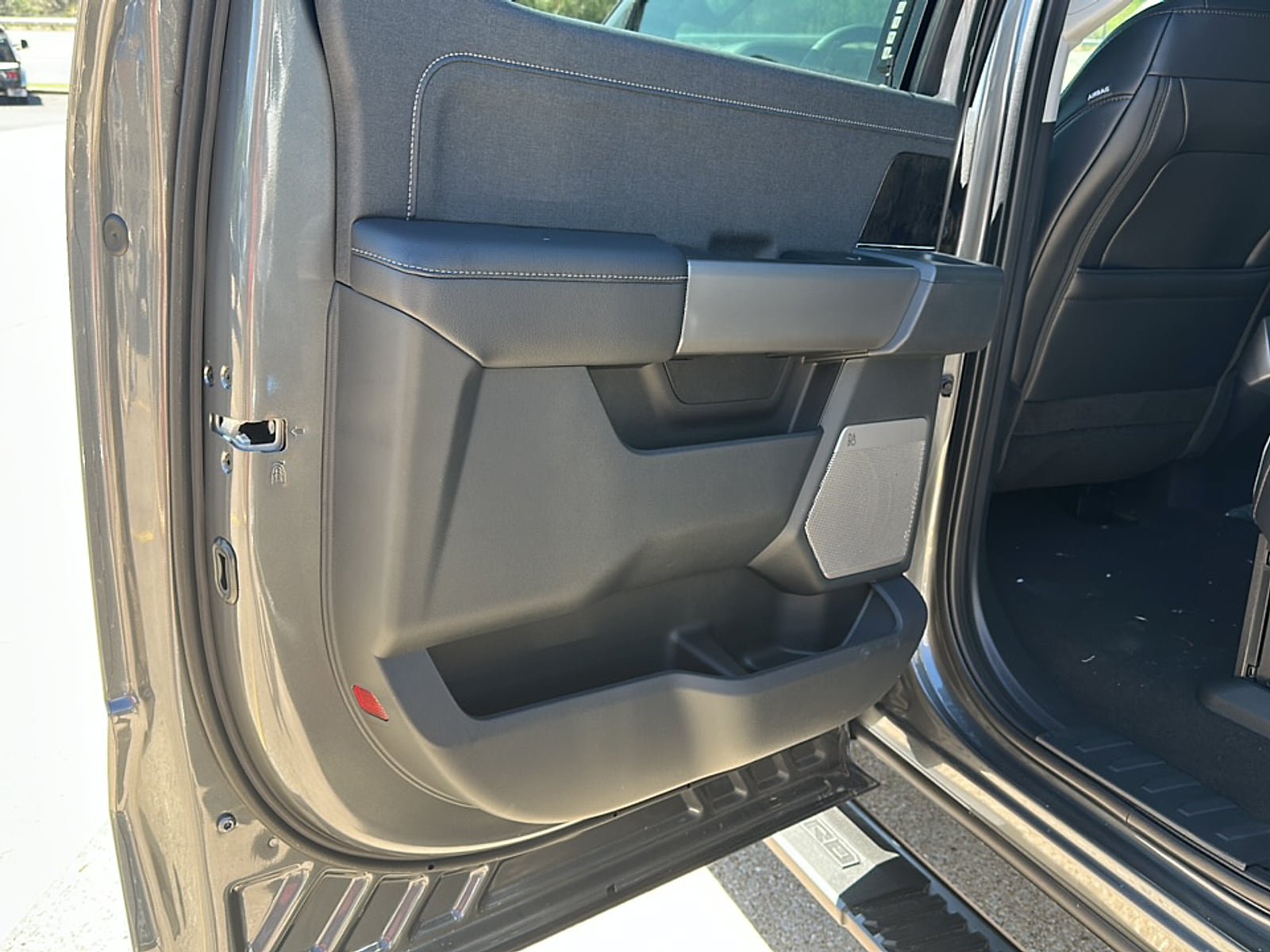 New 2026 Ford F550 4x4 Crew Cab Super Duty image 19