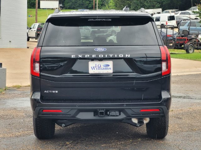 New 2026 Ford Expedition Active RWD image 4
