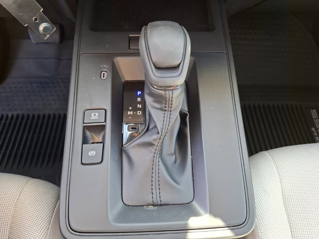 Used 2026 Toyota Corolla Cross L FWD image 24