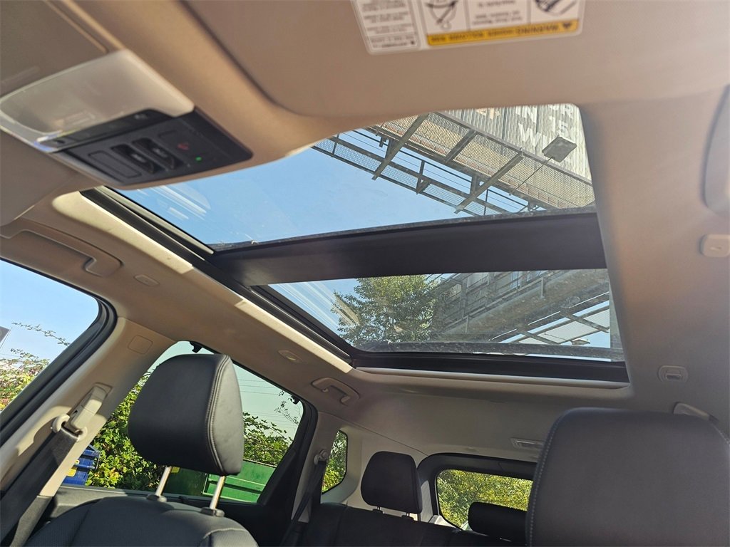 New 2026 Nissan Rogue Platinum image 10