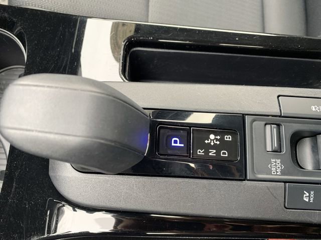 Used 2023 Toyota Prius LE image 25