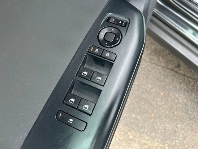 Used 2025 Kia K4 FWD image 12