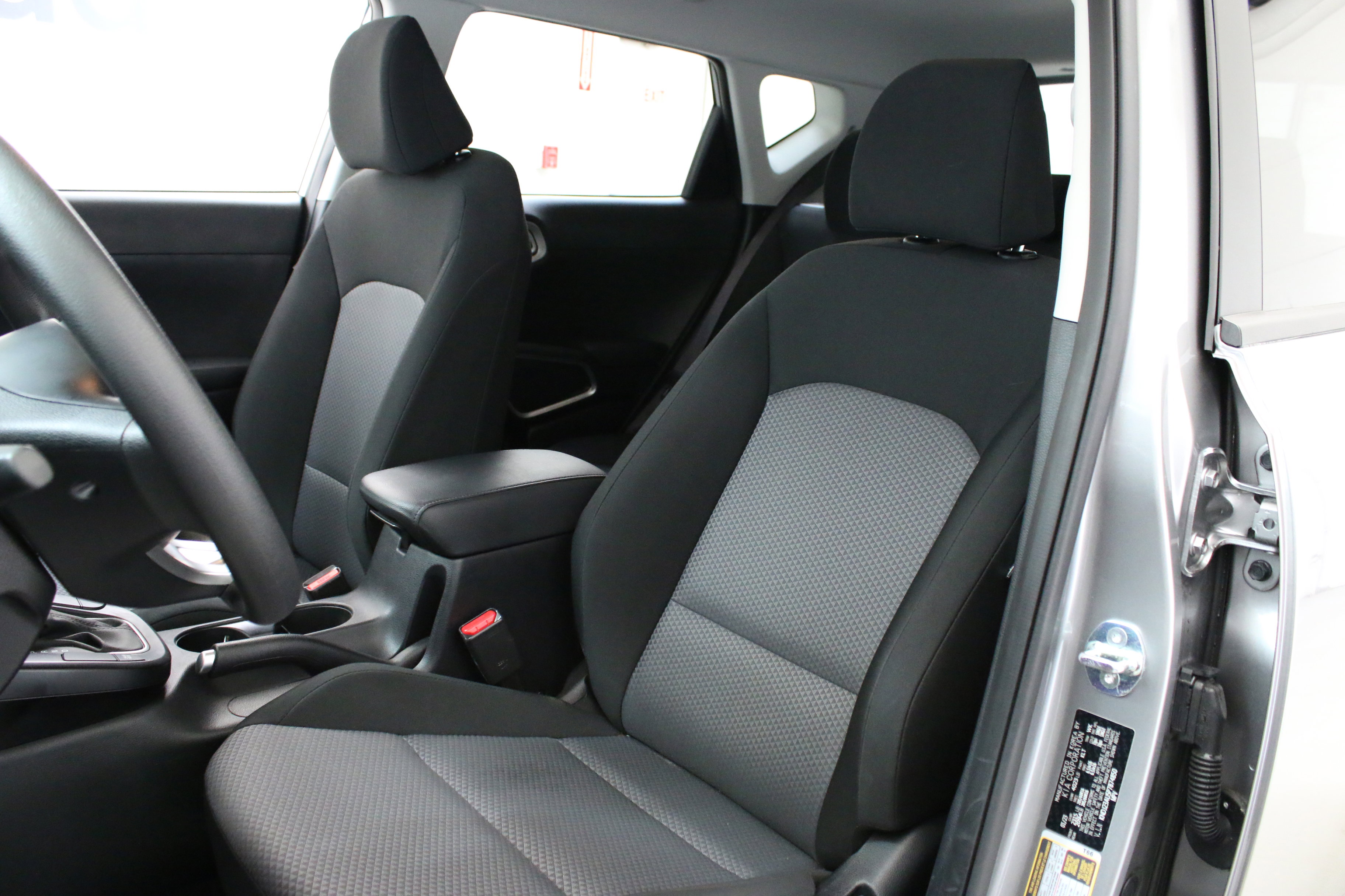 Used 2023 Kia Soul LX w/ LX Technology Package FWD image 22