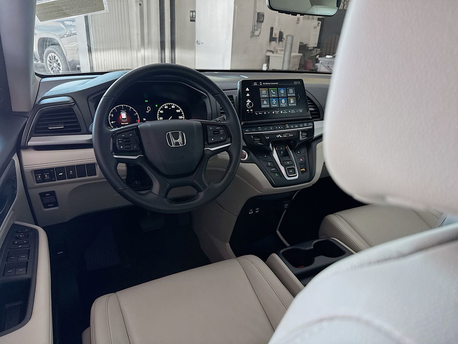 Used 2025 Honda Odyssey EX-L image 19