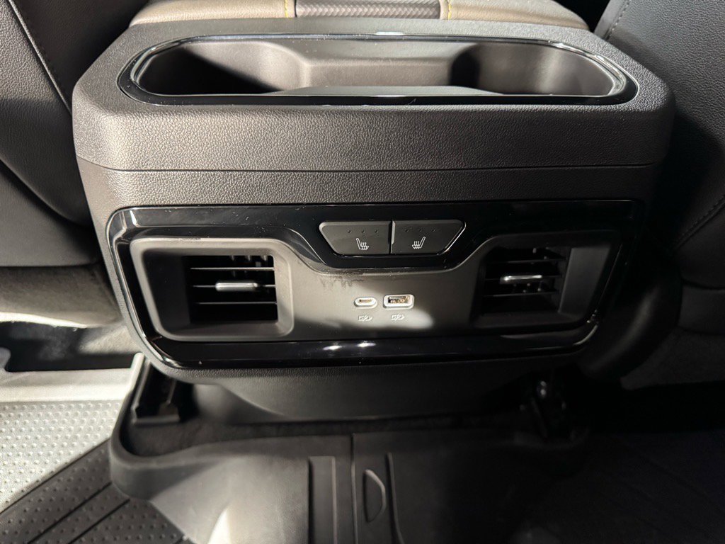 Used 2024 Chevrolet Silverado 1500 ZR2 w/ Technology Package image 13